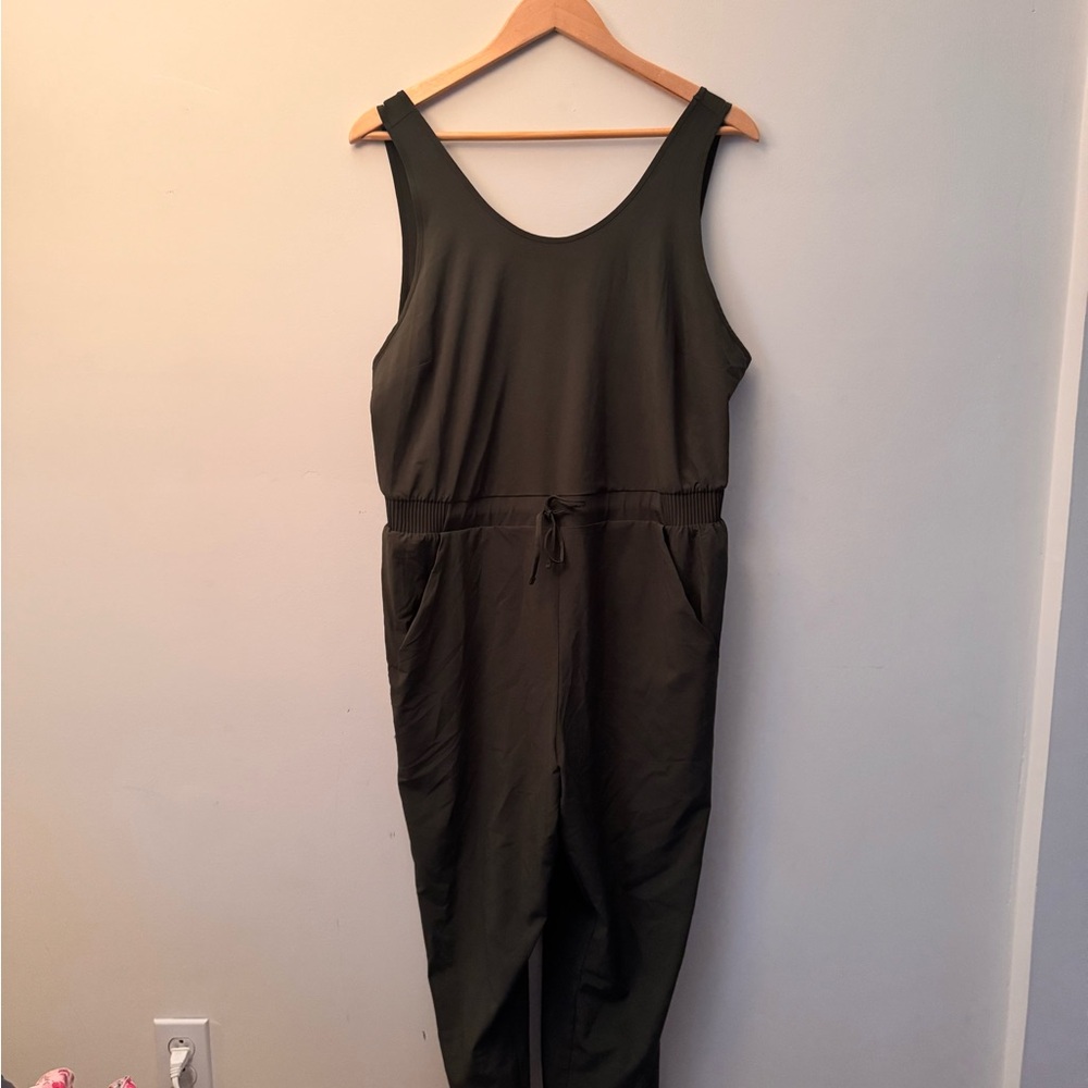 All in Motion Army Green Sleeveless Jumpsuit with Relaxed Fit
